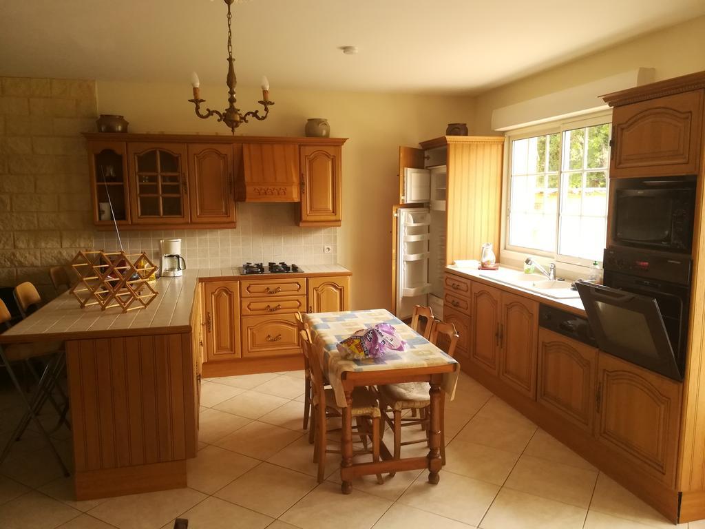 Gite Du Vignoble Sidky Lussac  Exteriör bild