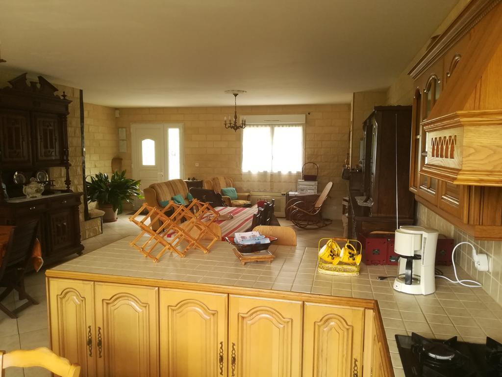 Gite Du Vignoble Sidky Lussac  Exteriör bild
